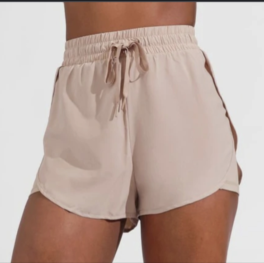 Buffbunny Lifesaver Short in Donut Worry, XXS, NWT